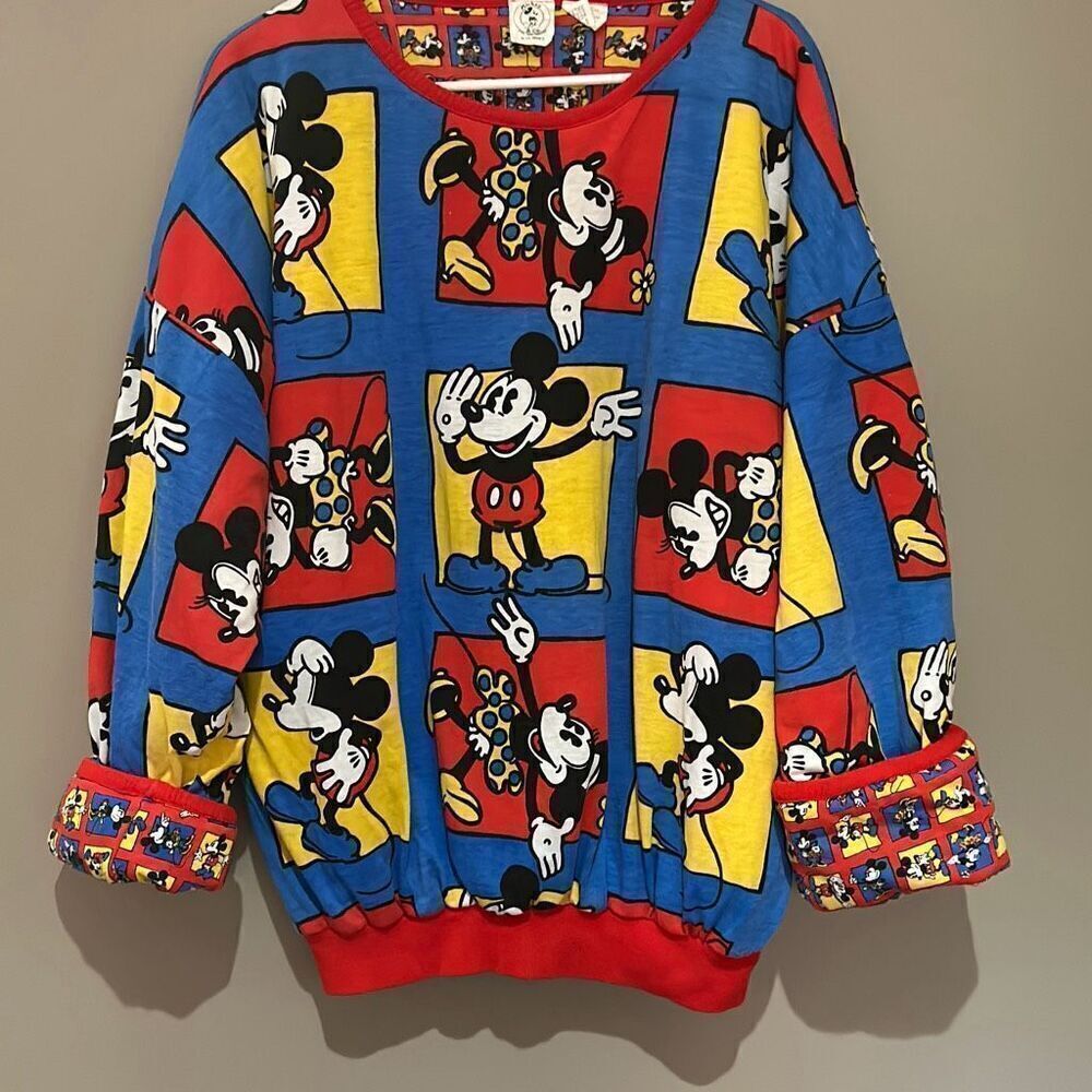 Vintage Disney Mickey & Co Reversible Puffy Unisex Sweatshirt